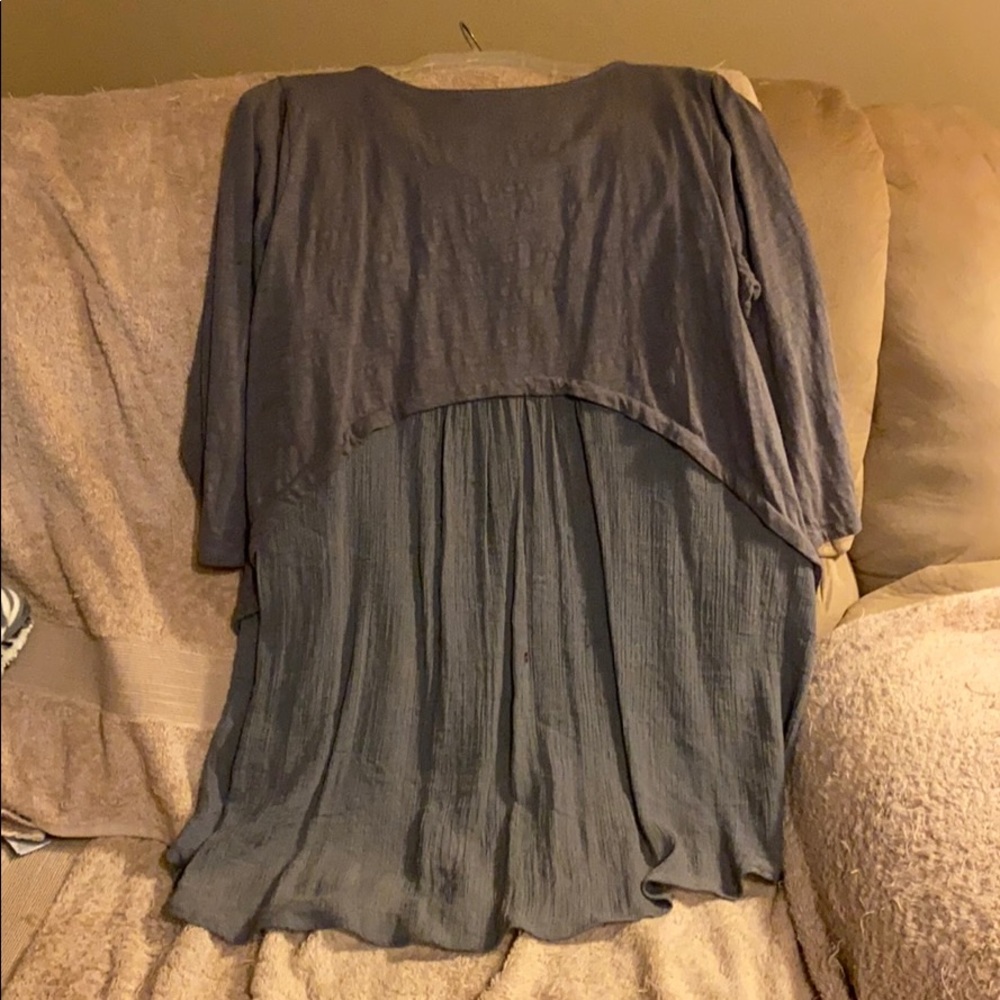 Top - Picture 2 of 2